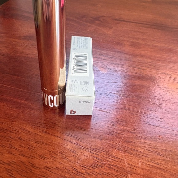 Beauty counter Clean Swipe Lip Balm in Bitten - Picture 3 of 4
